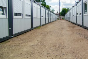 Kompleks zaplecza noclegowego w Choczewie na budowie elektrowni jądrowej, wizualizacja modułowych budynków
