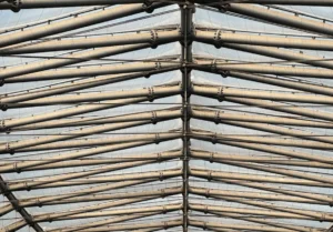 Dach Spodka w Katowicach z unikalną konstrukcją tensegrity bez wewnętrznych podpór