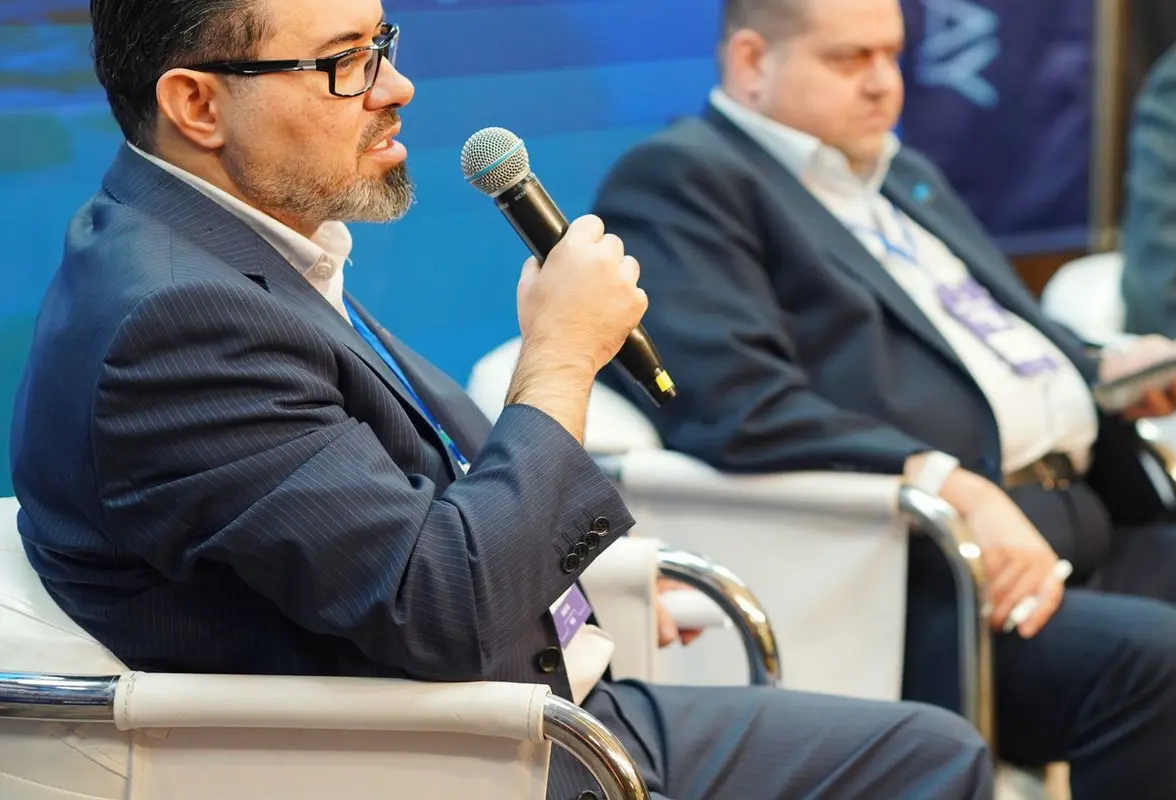 Uczestnicy 35. Forum Ekonomicznego w Karpaczu podczas głównej debaty o przyszłości Polski