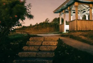 Wizualizacja zwycięskiego projektu Centrum Sztuki i Nauki o Drewnie Xylopolis w Hajnówce WXCA